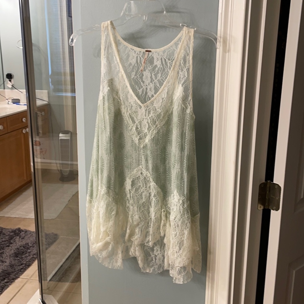 Sleeveless free people shirt